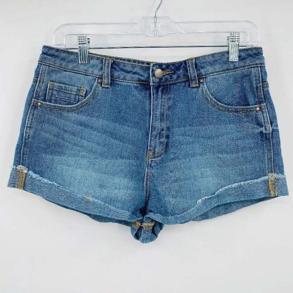 Kendall & Kylie Size 29 Light Wash Cuffed High Rise Denim Shorts